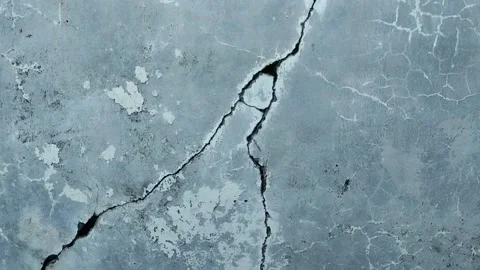 The house wall is cracked 스톡 동영상 308907469