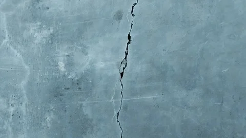 The house wall is cracked 스톡 동영상 308907564