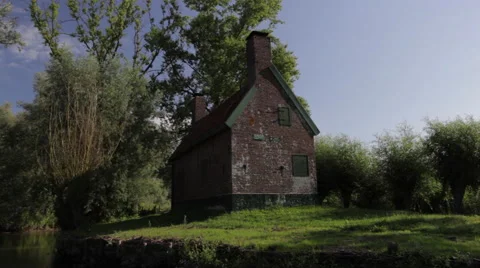 House_next_to_kreek Stock Footage 49164997
