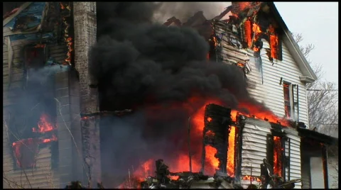 Housefire (6 of 16) Stock Footage 70812