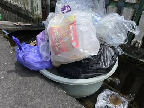 Household waste Stock Photos