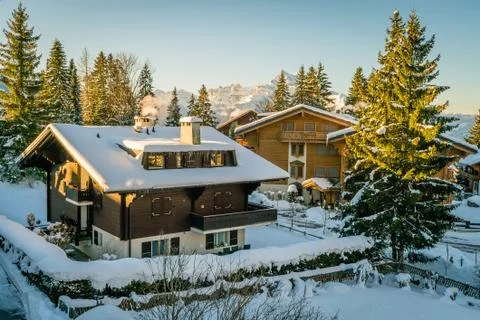 Houses covered with snow Stock-Fotos