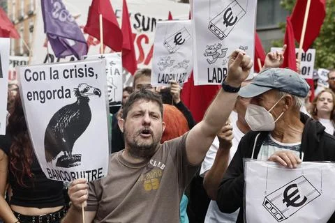 Housing crisis protests continue in Spain, Madrid - 02 Oct 2026 Stock Photos