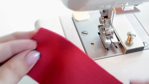 How to align the sections of fabric before sewing without using an estimate seam Stock Footage 169989580