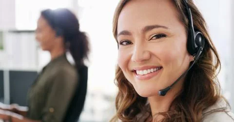 How can I help simplify things for you. a young woman using a computer and Stock Photos