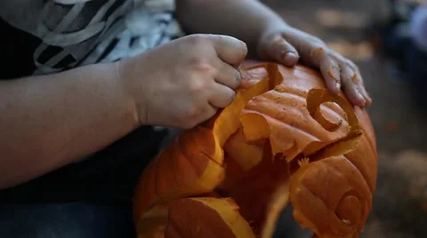 How to carve a pumpkin. Stock Footage 44577171