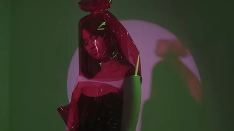 How cool and stylish to use polyethylene for the stage image. Polyethylene image 스톡 동영상 165760973