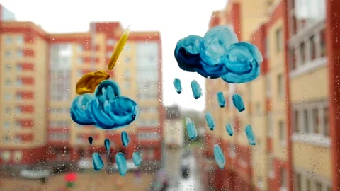 How to draw a cloud with paint and brush on a window. Step 4 Stock Footage 130825468