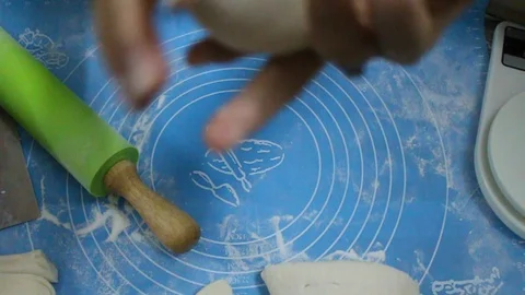 How to make a cake Stock Footage 91249908
