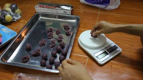 How to make a cake Stock Footage 91251646