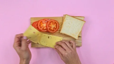 How to make sandwich tutorial,top view Video stock 126532288