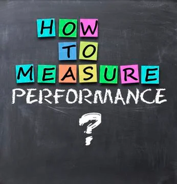 How to measure performance text on blackboard Stock-Fotos