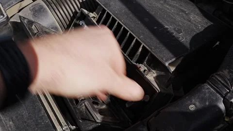 How to replace the air filter in a car easily Stock Footage 333396537