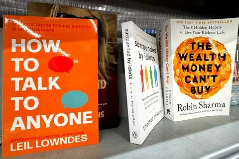 How to talk to anyone self help books Stock Photos