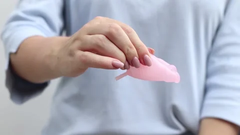 How to use the menstrual cup Stock Footage 140150739