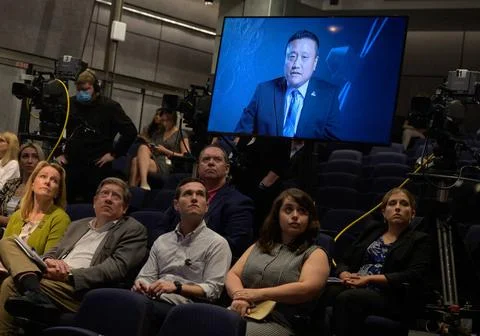 Howard Hu, Orion program manager at NASA s Johnson Space Center gives rema... Foto stock