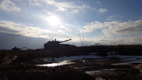 Howitzers Video stock 105038544