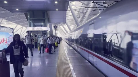HSR Arrival,4K Video stock 277521099