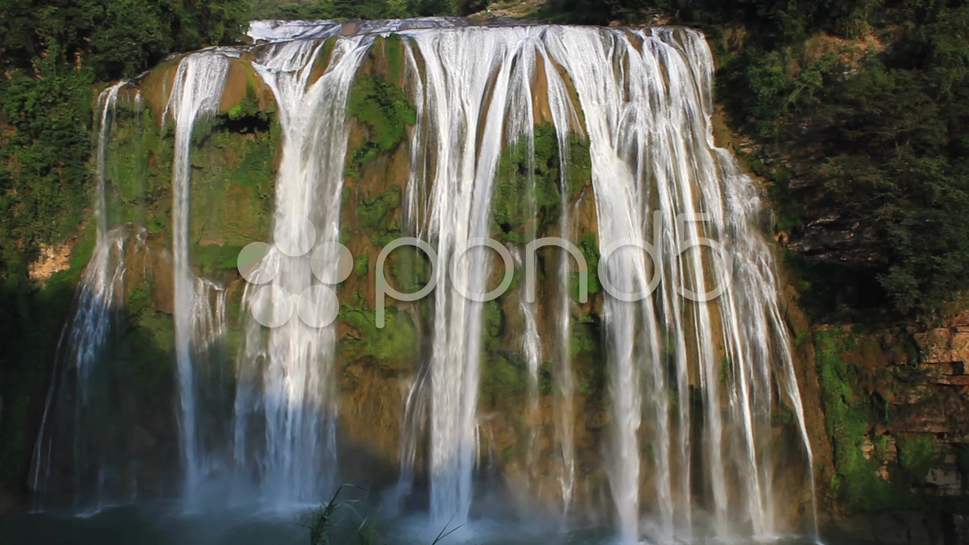 Huangguoshu Falls, Guizhou Province, China скачать