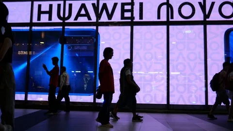 Huawei ads on the Digital board Stock Footage 120573456