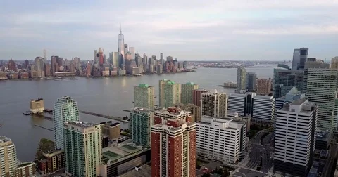 Hudson River between Jersey City and Lower Manhattan Vídeo Stock 74853178