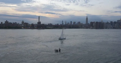 Hudson river fly over Vídeos de archivo 107240813