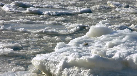 Hudson River Ice flow during a cold winter day Stock Footage 59787111