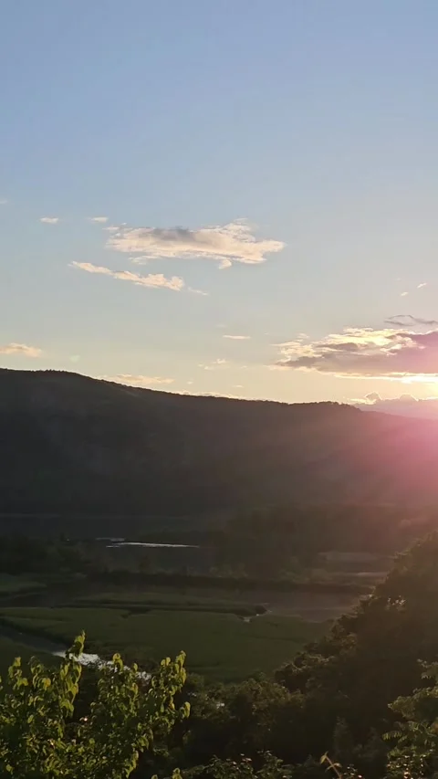 Hudson Valley Sunset: Panoramic River View Video stock 310313598