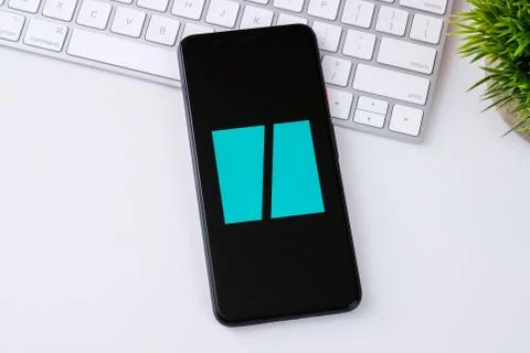 HuffPost app logo on a smartphone screen Stock Photos