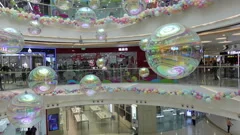 a huge shopping mall in tianhe guangzhou, Stock Video