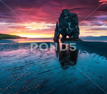 Huge basalt stack Hvtserkur on the eastern shore of the Vatnsnes peninsula Stock Photos