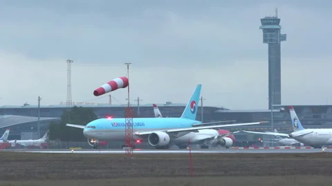 huge cargo airplane korean air boeing 77... | Stock Video | Pond5