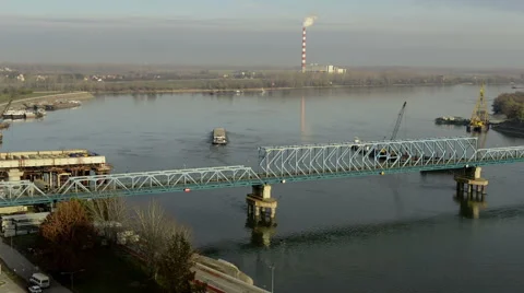 Huge cargo ship moving under bridge - TIME LAPSE HD 1920x1080 30P Video stock 46758785