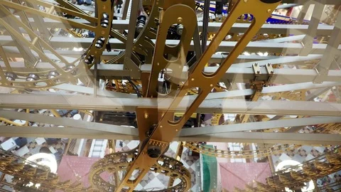 Huge clockwork to the store "children's world" In Moscow Stock Footage 72378904