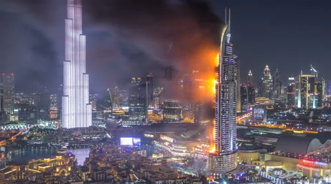 Huge Fire accident occured from the The Address Hotel before New Year 2016 Vidéo 62465026