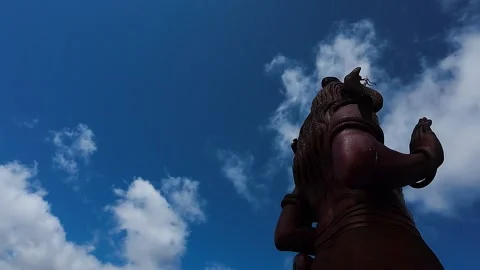 Huge hindu statue Stockbeeldmateriaal 293201580