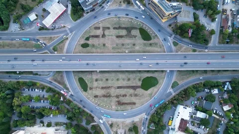Huge intersection filmed from above 스톡 동영상 253421020