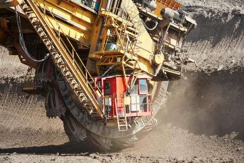 Huge mining machine in the coal mine Stock-Fotos