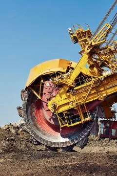 Huge mining machine in the coal mine Stock-Fotos