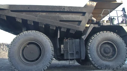 Huge mining truck Stock Footage 115011031