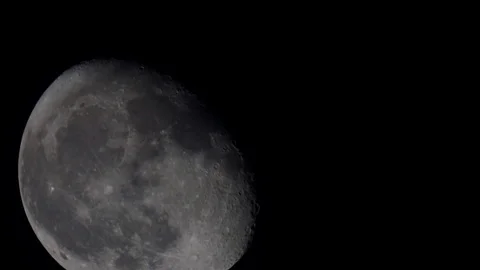 The huge moon moves in the night sky Video stock 112392265