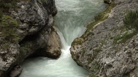 Huge mountain stream with clean water. 動画素材 32430736