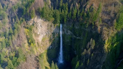 Huge Oregon Waterfall Stock Footage 124732759