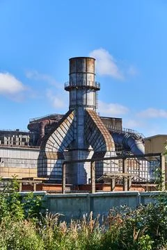 Huge pipe of the dedusting and air purification system of the blast furnace o Foto stock