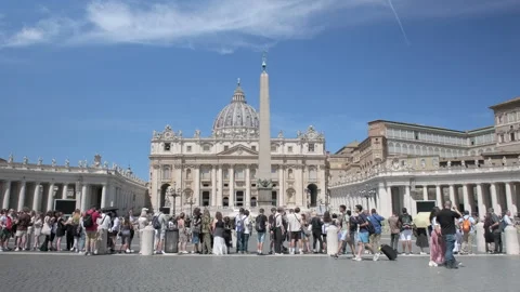 Huge queue to go to the basilica in St. Peter square Stock Footage 243979874