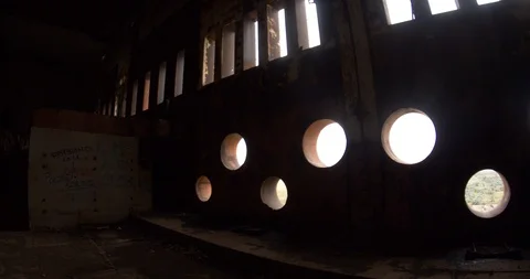 Huge rusty building 스톡 동영상 92633393