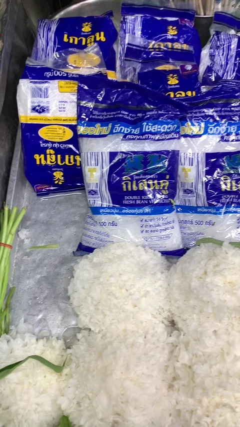 A huge Thai street market of raw food Stock Video Pond5 A huge Thai street market of raw food Stock Video Pond5