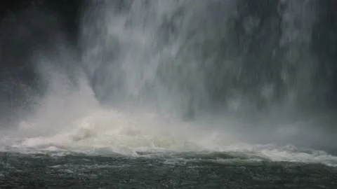 Huge Waterfall Base Vídeo Stock 132904779