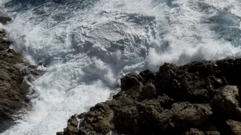 Huge wave in slow motion Stock Footage 101282368