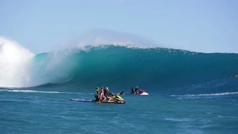 Huge Wave Storms through the Lineup Stock Footage 184262221